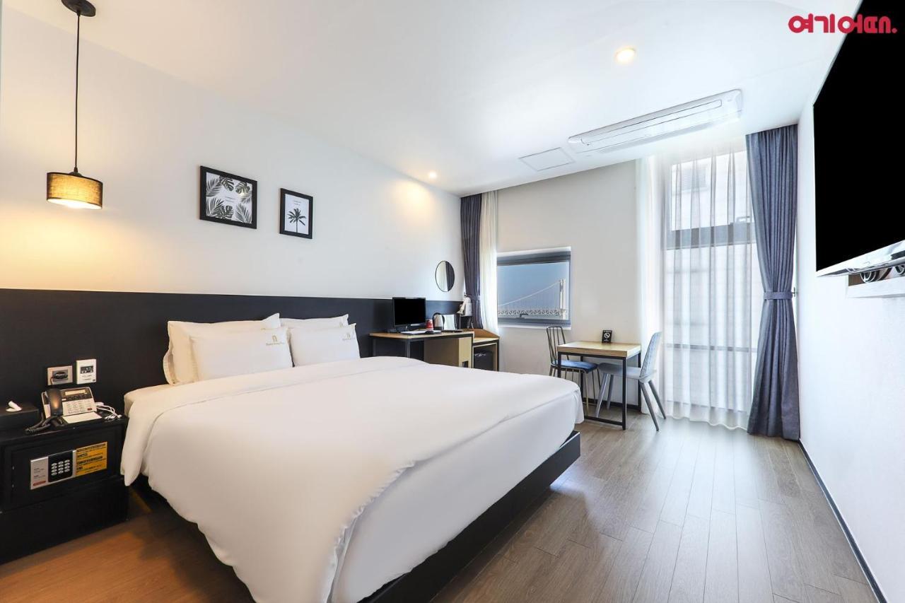 Gwanganri Hotel Oceanview Busan Dış mekan fotoğraf